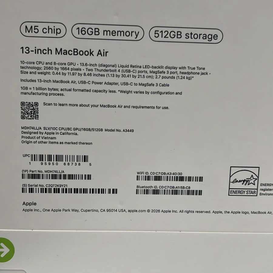 Apple Macbook Air MDH74LL/A - A3449, M5 Chip (10 Core), GPU (8 Core), RAM 16GB, SSD 512GB, 13.0 (2560 x 1664), Silver - Image 5